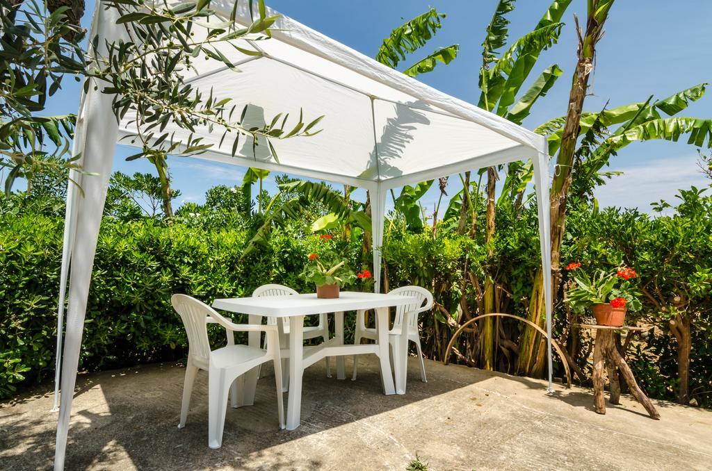 Villa Casale Dei Gelsi Castellammare del Golfo Exterior foto